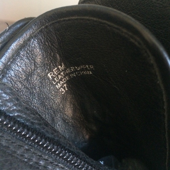 Women’s Ash Rem Black Leather Boots - Picture 8 of 8